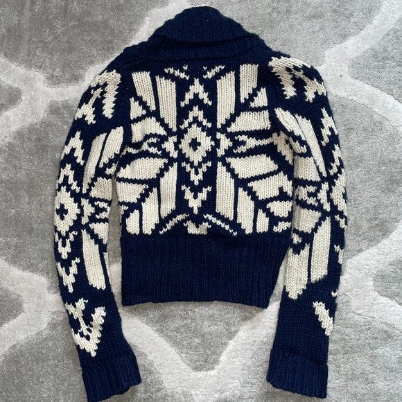 Vintage AE Aztec Sweater - Picture 3 of 3
